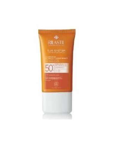 Cumlaude Sunlaude Color Emulsión Spf50+ 50Ml
